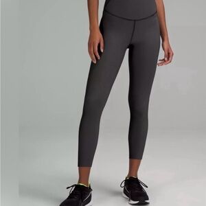 Lululemon Athletica Base Pace HR Tight 25” Two Toned Ribbed